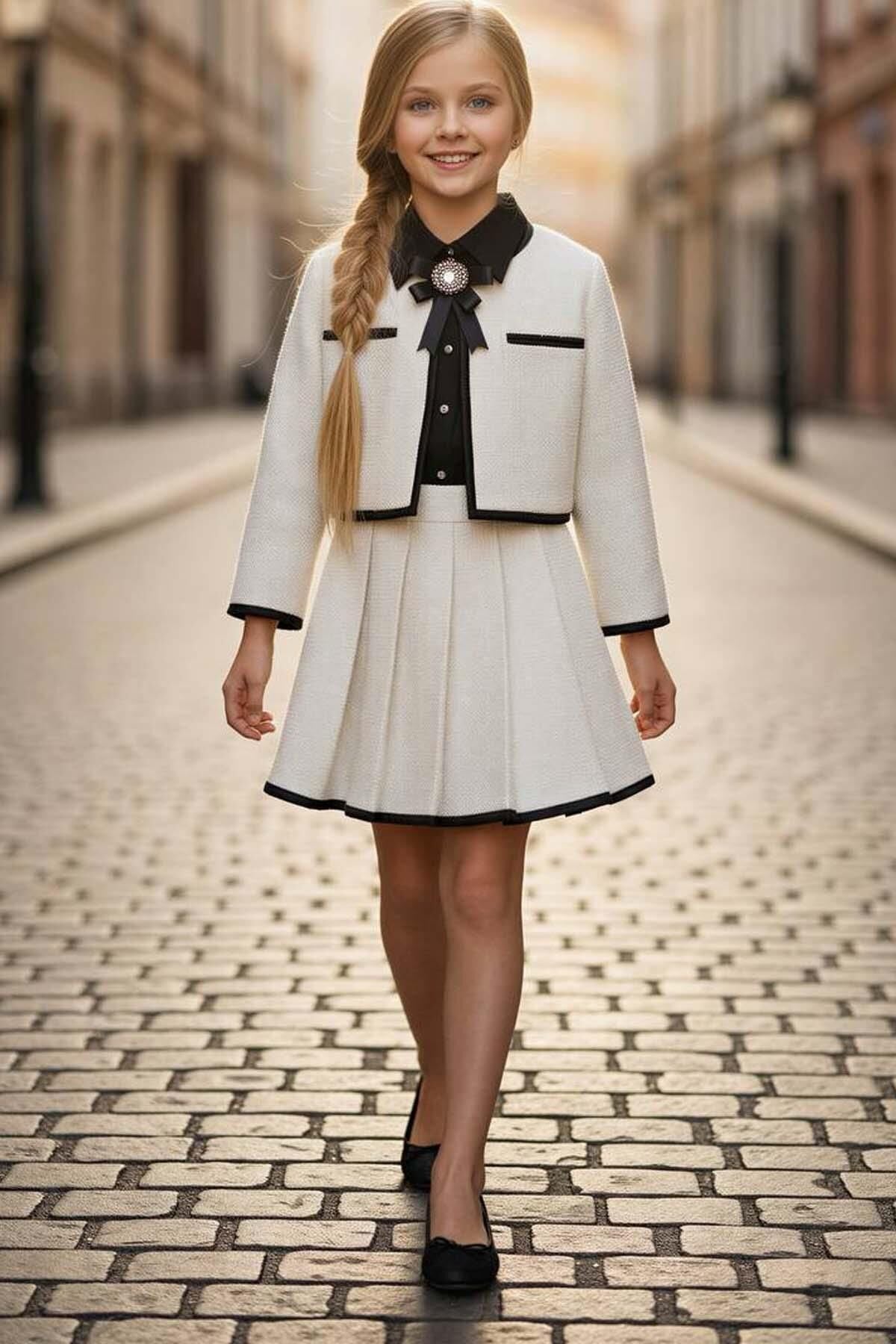 Kız Çocuk Yaka ve Ceket Kenarları Şerit Detaylı Ceket Klasik Gömlek Pileli Ekru Şanel Etekli Takım