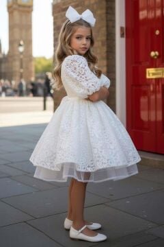 Kız Çocuk Üzeri Boydan Dantel Detaylı Beli Kemer ve Broş Detaylı Karpuz Kollu Beyaz Abiye