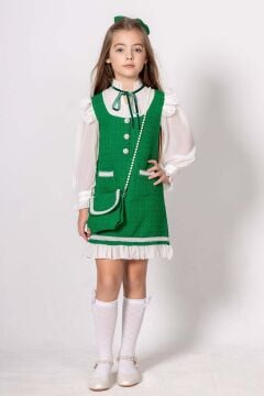Kız Çocuk Kolları ve Yakası Şifon Etek Ucu Fırfırlı İnci İşlemeli Çift Cepli Yeşil Triko Elbise