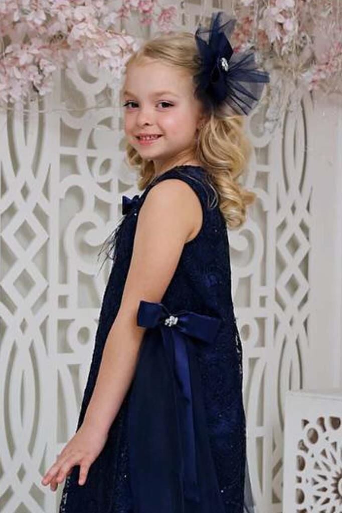 Kız Çocuk Beli Kurdela Detaylı Üzeri Yaprak Dantelli İçi Astarlı Lacivert Elbise