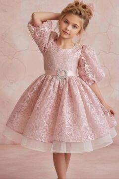 Kız Çocuk Üzeri Boydan Dantel Detaylı Beli Kemer ve Broş Detaylı Karpuz Kollu Pudra Abiye