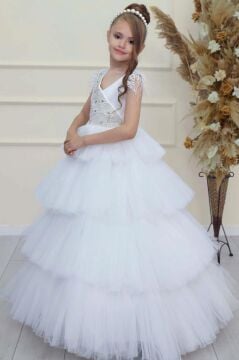Kız Çocuk Gövdesi İnci Taş İşlemeli Kat Kat Tüllü Kolsuz Beyaz Abiye
