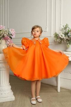 Kız Çocuk Yakasında Omuzları Taş Çiçek İşlemeli Tüylü Gömlek Yaka Astarlı Turuncu Elbise