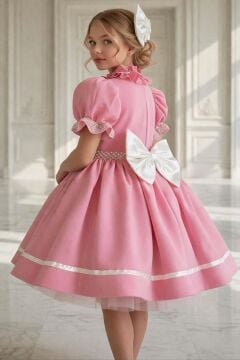 Kız Çocuk Palyaço Yaka ve Fırfırlı Beli İnci Şerit Detaylı Balon Kollu Kabarık Pembe Abiye