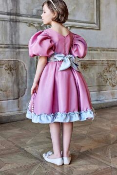 Kız Çocuk Balon Kollu Belinde Broş ve Kemer Detaylı Etek Ucu Fırfırlı Pembe Abiye