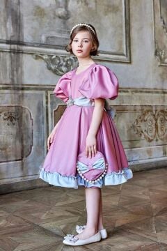 Kız Çocuk Balon Kollu Belinde Broş ve Kemer Detaylı Etek Ucu Fırfırlı Pembe Abiye