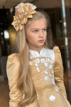 Kız Çocuk Sırtı Fermuar Detaylı Beyaz Renk Göğsü Papatya Detaylı Karpuz Kol Cepli Kahverengi Elbise