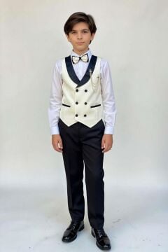 Erkek Çocuk Şerit Yaka ve Cep Detaylı Beyaz Cepken Gabardin Gömlek Papyonlu Takım Elbise