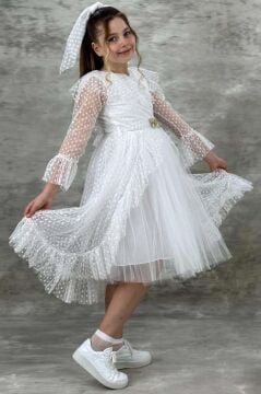 Kız Çocuk Kolları Şeffaf Tüllü ve Üzeri Puantiye, Yakası Fırfır Detaylı Önü Tüllü Beyaz Abiye