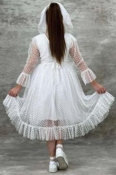 Kız Çocuk Kolları Şeffaf Tüllü ve Üzeri Puantiye, Yakası Fırfır Detaylı Önü Tüllü Beyaz Abiye