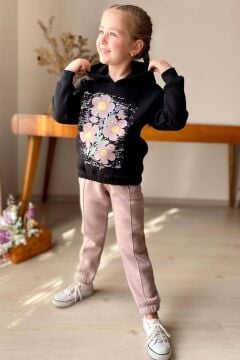 Kız Çocuk Kollarında Yazı Detayları ve Önü Çiçek Baskılı Bej Eşofman Takım