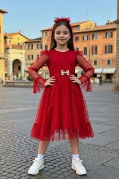 Kız Çocuk Kolları Şeffaf Tüllü ve Üzeri Puantiye, Yakası Fırfır Detaylı Önü Tüllü Kırmızı Abiye