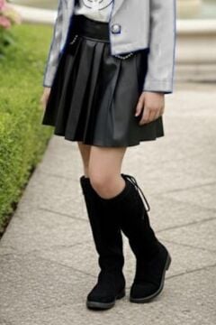 Kız Çocuk Elmas Taşlı Volanlı Gömlek Beyaz Blazer Ceket Taş Detaylı Deri Etekli Takım