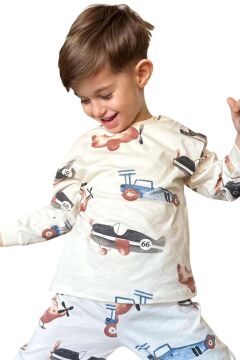 Erkek Çocuk Üzerinde Helikopter ve Araba Digital Baskılı Krem Pijama Takımı