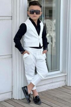 Erkek Çocuk Düğme Detaylı Yelek ve Boydan Düğmeli Beyaz Alt Üst Takım