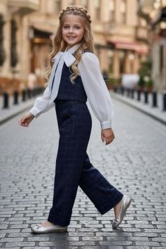 Kız Çocuk Fular Detay, Şifon Gömlek Kare Desen Triko Yelek ve Şanel Pantolon Lacivert Alt Üst Takım