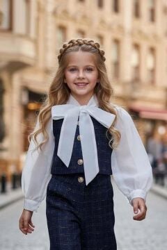 Kız Çocuk Fular Detay, Şifon Gömlek Kare Desen Triko Yelek ve Şanel Pantolon Lacivert Alt Üst Takım