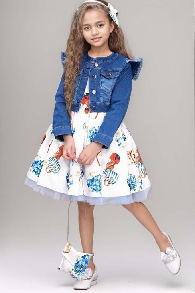 Kız Çocuk Omzu İnci Boncuk Detaylı Denim Ceket ve Desenli Beyaz Elbise