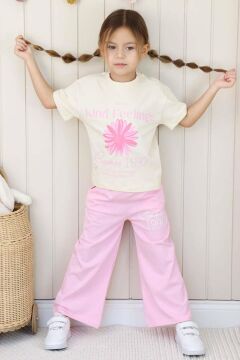 Kız Çocuk Üzeri Papatya Detaylı Ve Feeling Baskılı T-shirt Pembe Salaş Pantolon Alt Üst Takım