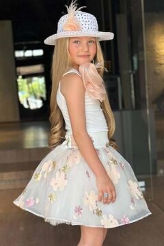 Kız Çocuk Tek Omuzlu Gül Detaylı Bluz ve Jakar Desenli Somon Etekli Takım