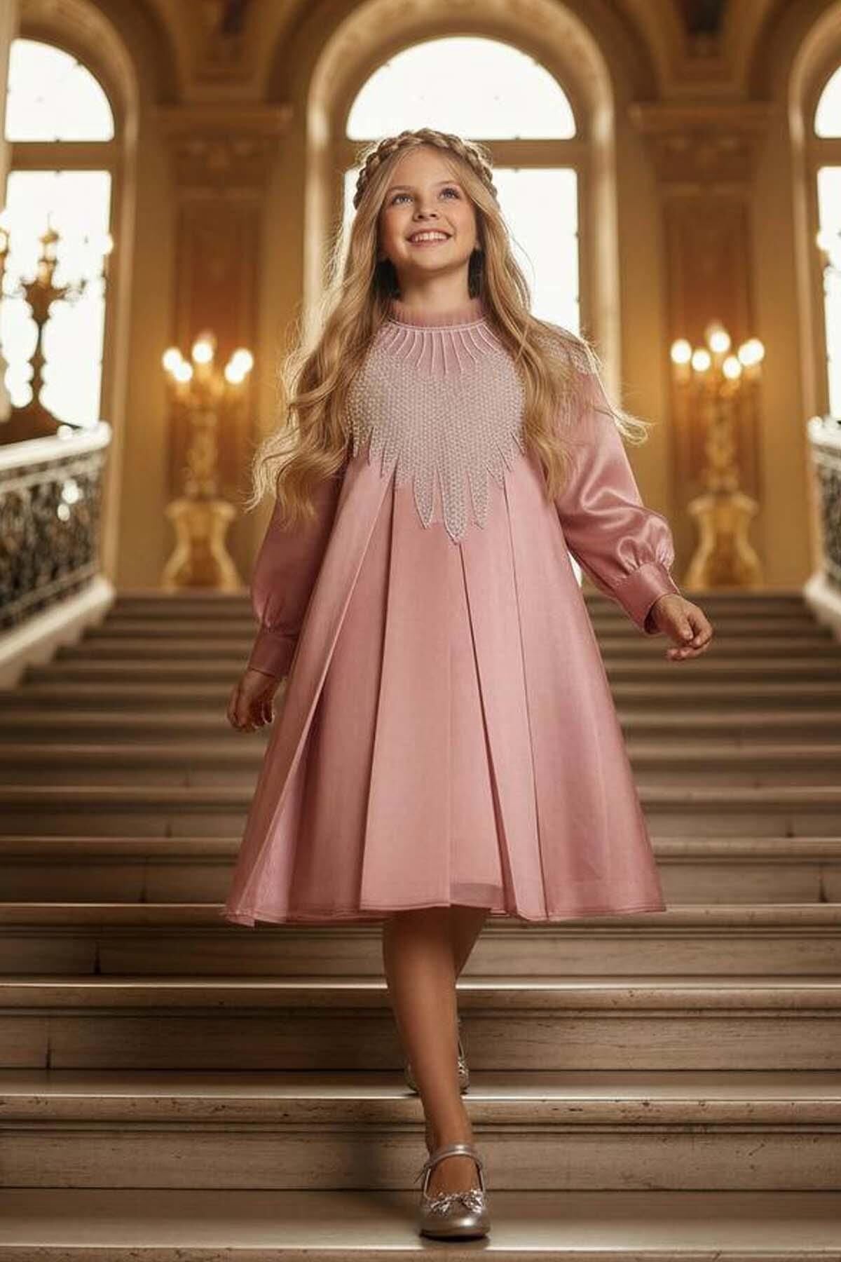 Kız Çocuk Yakası Fırfırlı ve Elmas Taştan Şal Detaylı Pliseli Şifon Gül Kurusu Elbise