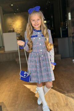 Kız Çocuk Yakası ve Kolları Fırfırlı Üzeri Boydan Düğme ve Lacivert Ekose Detaylı Elbise