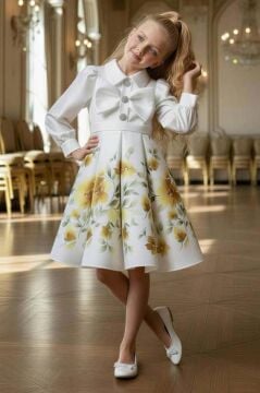 Kız Çocuk Göğsünde Kurdela Detayı Taş İşlmeli Şifon Gömlekli, Sarı Gül Baskılı Şifon Elbise