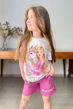 Kız Çocuk Üzeri Digital Bebek ve At Baskılı Yazı Detaylı T-shirt Mor Şortlu Takım