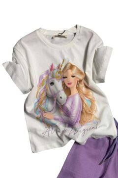 Kız Çocuk Üzeri Digital Bebek ve At Baskılı Yazı Detaylı T-shirt Lila Şortlu Takım