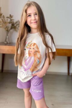 Kız Çocuk Üzeri Digital Bebek ve At Baskılı Yazı Detaylı T-shirt Lila Şortlu Takım