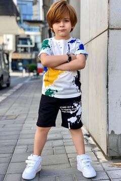 Erkek Çocuk Bisiklet Yaka Üzeri Renki Boya Desenli T-shirt Beli Lastikli Siyah Şortlu Takım