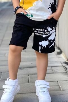 Erkek Çocuk Bisiklet Yaka Üzeri Renki Boya Desenli T-shirt Beli Lastikli Siyah Şortlu Takım