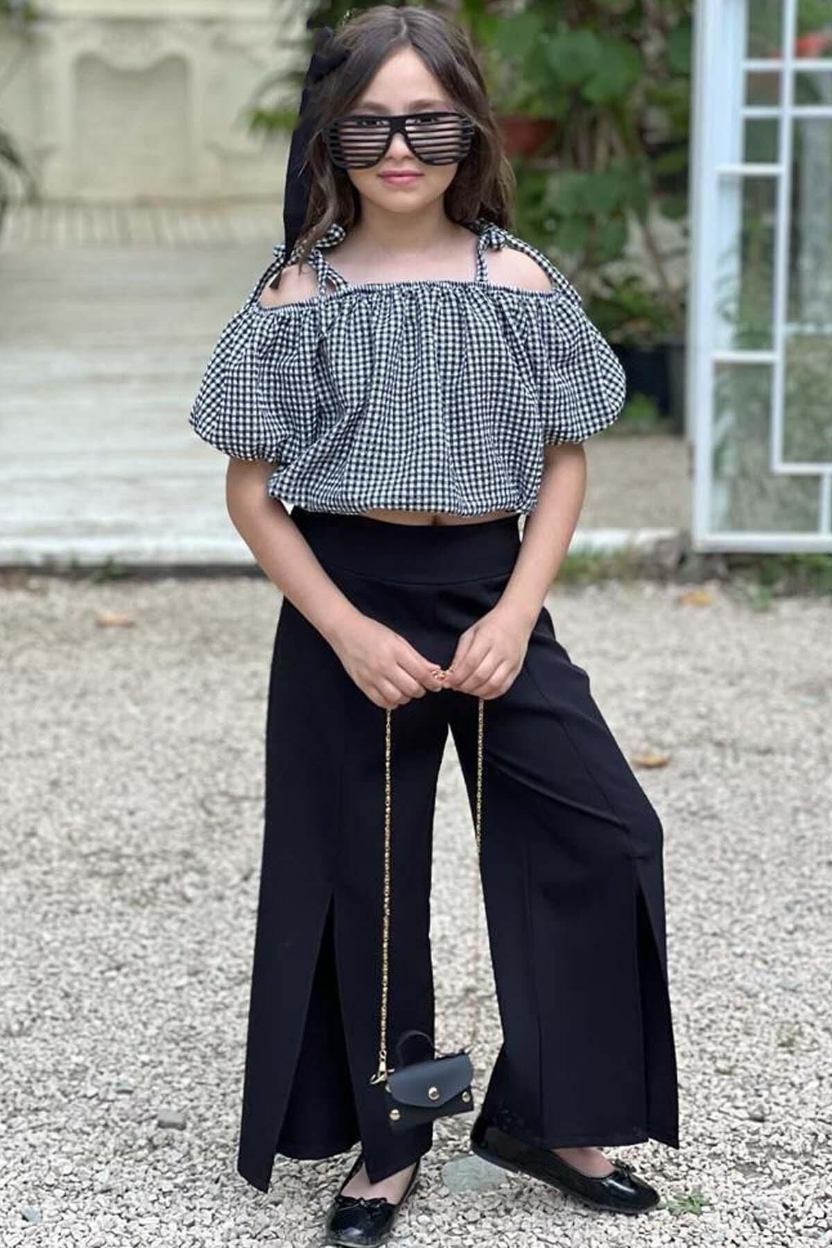 Kız Çocuk Düşük Omuzlu Göğsü ve Beli Manşetli Crop ve Yırtmaç Detaylı Siyah Alt Üst Takım