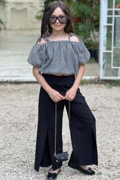 Kız Çocuk Düşük Omuzlu Göğsü ve Beli Manşetli Crop ve Yırtmaç Detaylı Siyah Alt Üst Takım