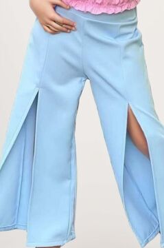 Kız Çocuk Düşük Omuzlu Göğsü ve Beli Manşetli Crop ve Yırtmaç Detaylı Pembe Alt Üst Takım